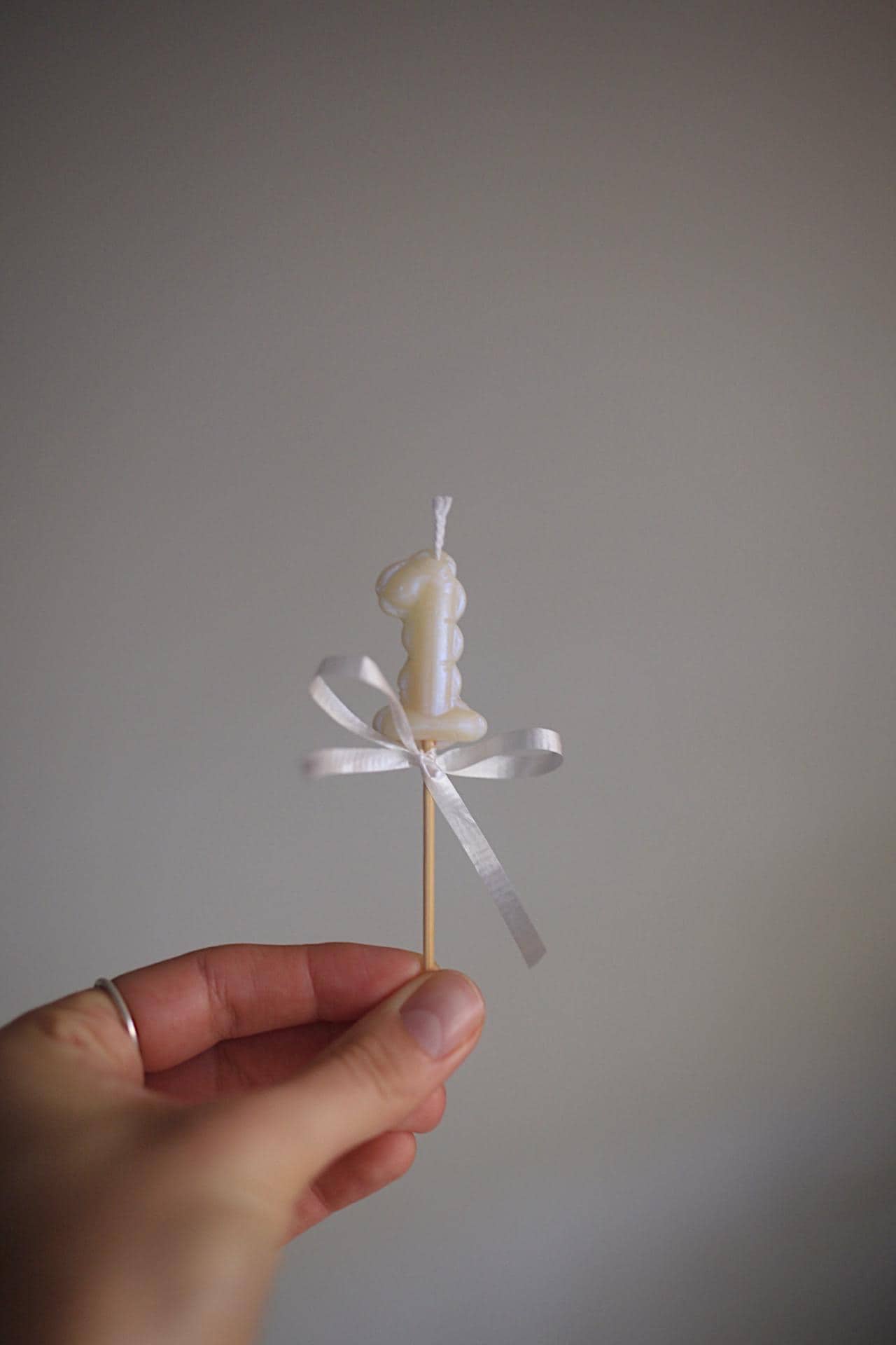 Metallic Beeswax Number Candle for Birthday Cakes 2