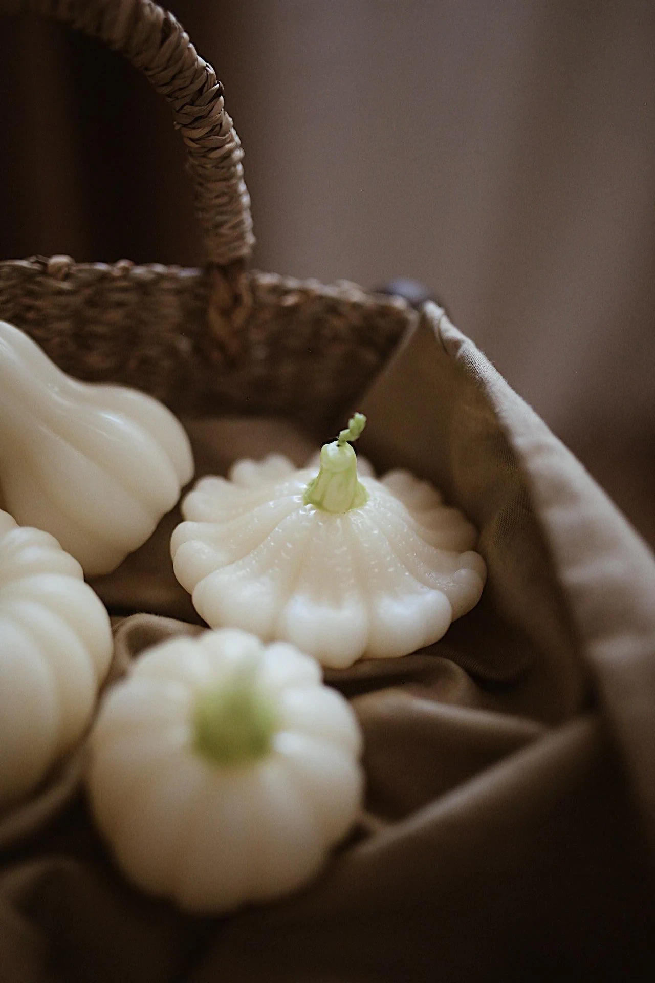 Handmade Pumpkin Beeswax Candle 2