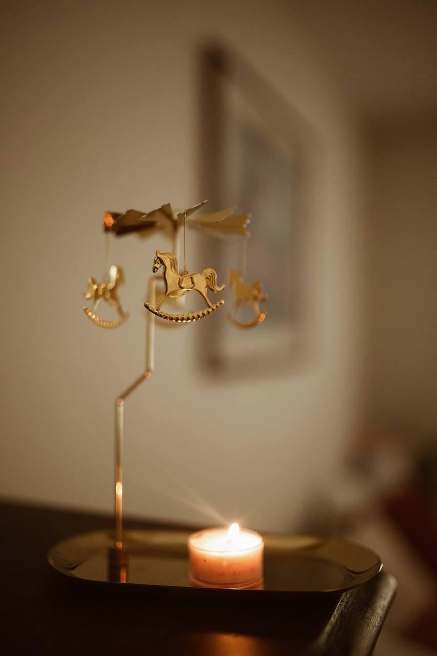 Spinning candle holders golden.carousel candlestick. Rotary candle holders. Candle holder. Candle carousel. Tea light holder. unicorn gift 4