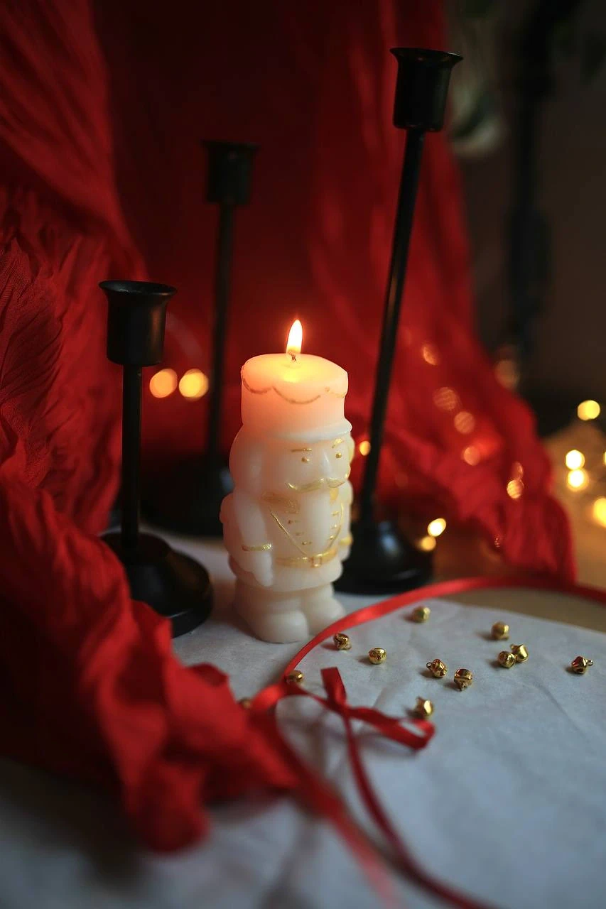 Beeswax Candle Nutcracker, Christmas Decor 2