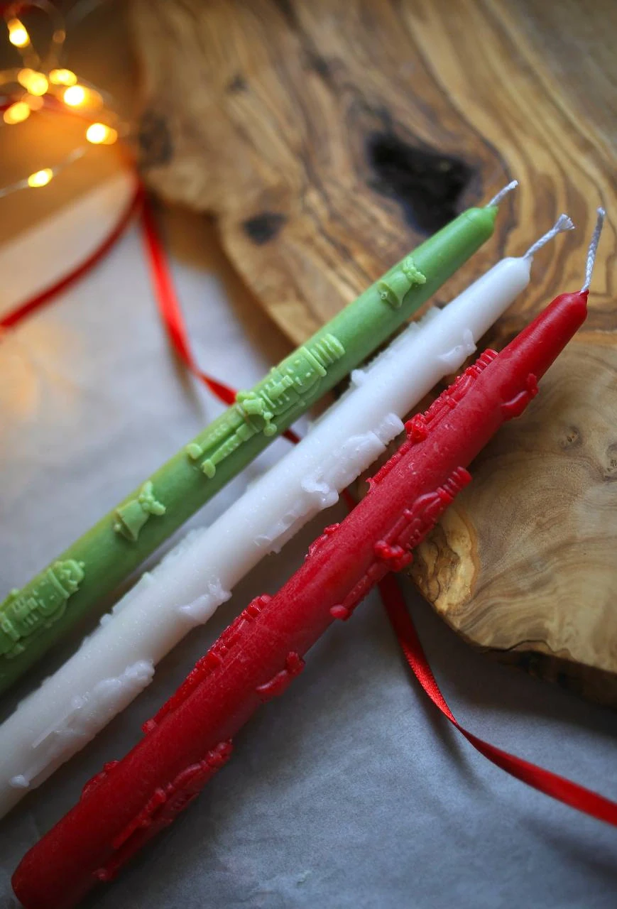 Handmade Beeswax Nutcracker Candle 1