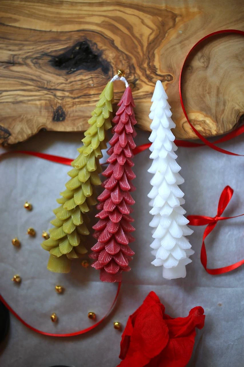 Set of 3 Christmas Tree Beeswax Taper Candle 3