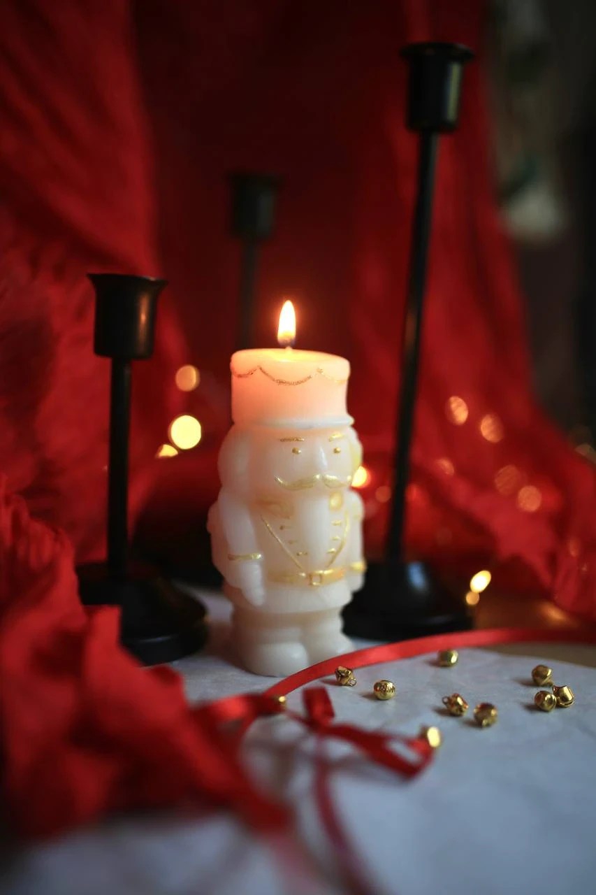 Beeswax Candle Nutcracker, Christmas Decor 5