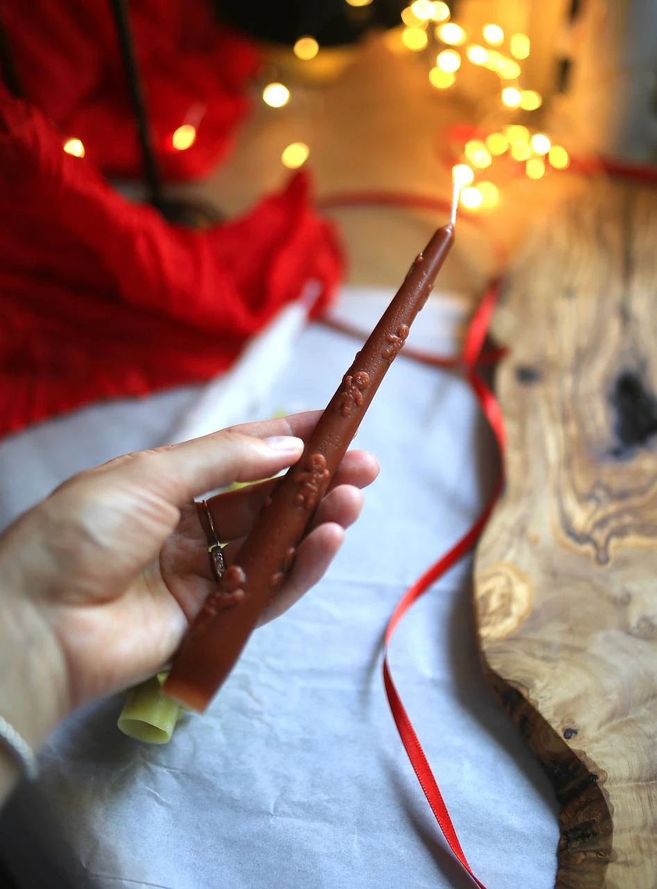 Set of 3 Christmas Beeswax Taper Candles 5