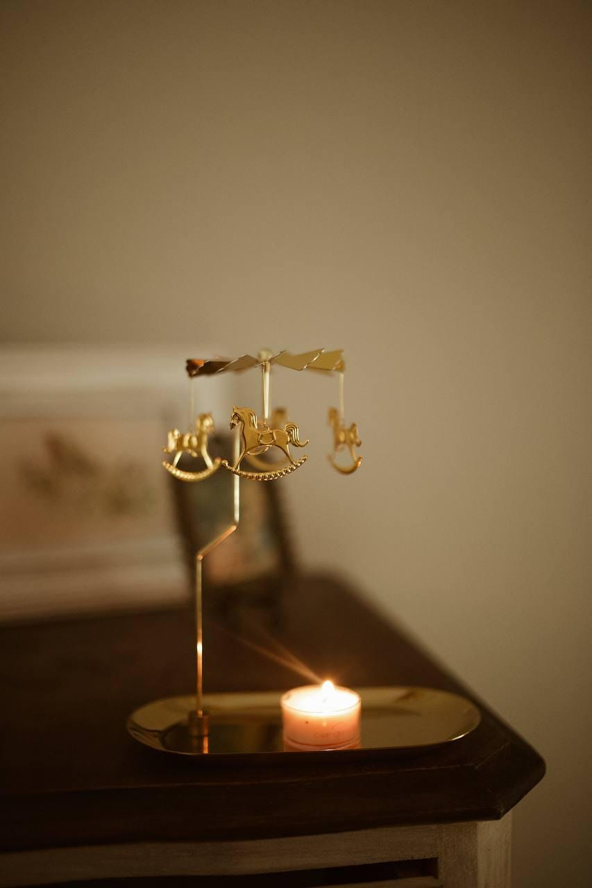 Spinning candle holders golden.carousel candlestick. Rotary candle holders. Candle holder. Candle carousel. Tea light holder. unicorn gift 3
