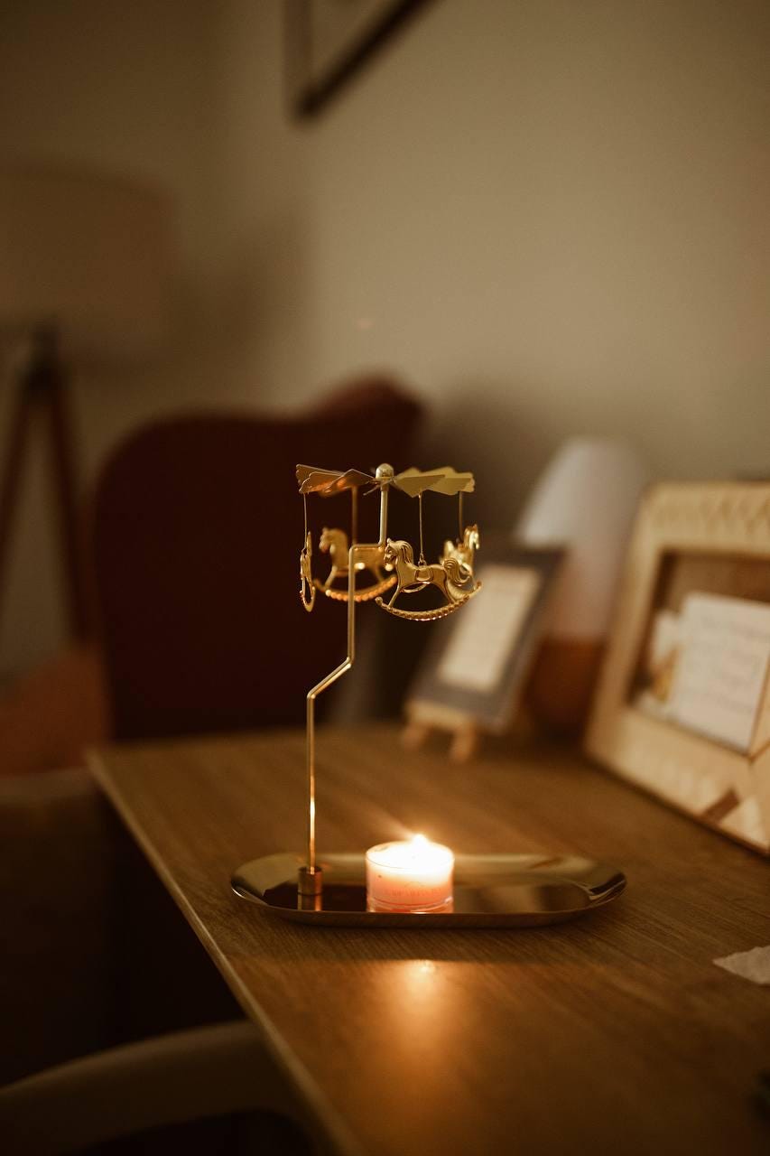 Spinning candle holders golden.carousel candlestick. Rotary candle holders. Candle holder. Candle carousel. Tea light holder. unicorn gift 2