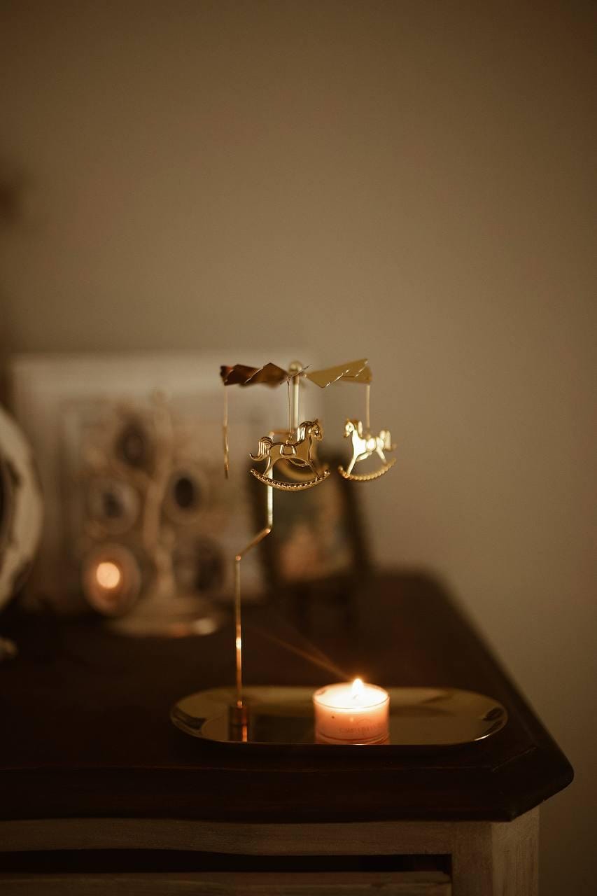 Spinning candle holders golden.carousel candlestick. Rotary candle holders. Candle holder. Candle carousel. Tea light holder. unicorn gift 1